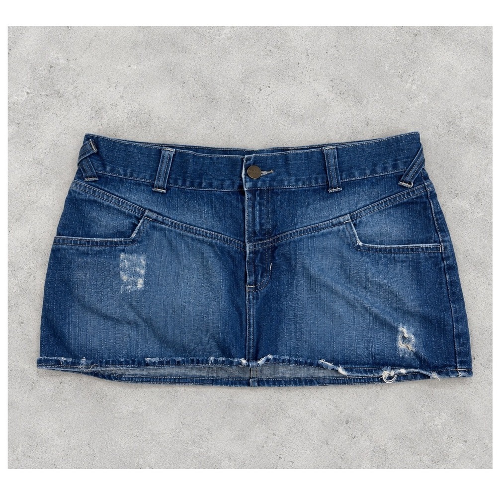 Vintage Y2K Mossimo Low Rise Mini Denim Skirt Distressed Frayed Hem Size 15